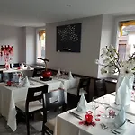 Maison De 酒店