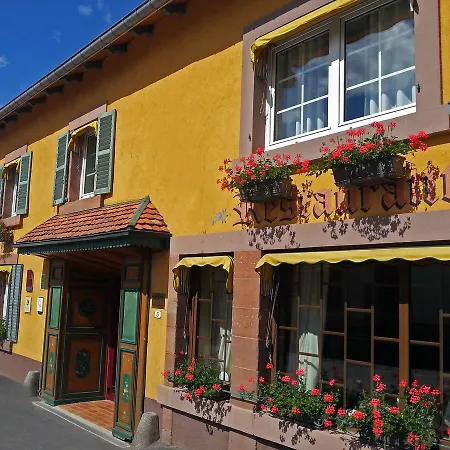 Maison De Hotel